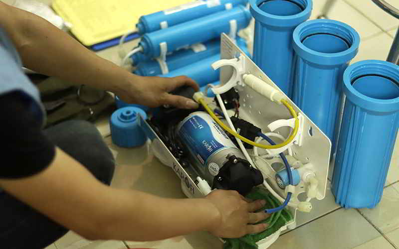 thay lõi lọc nước